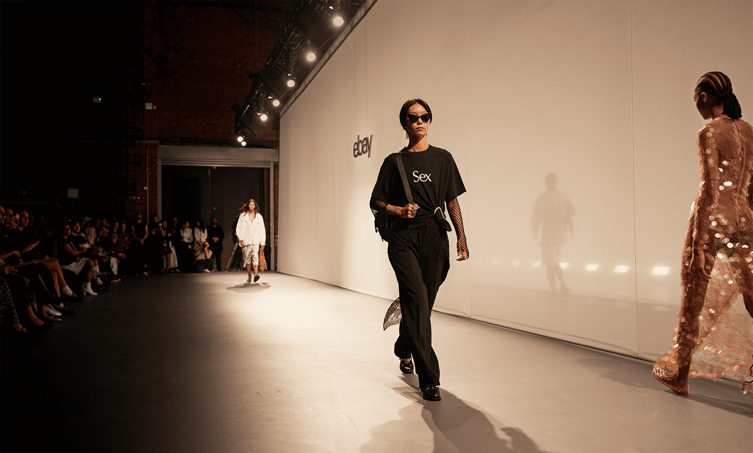 Watch our London show mobile