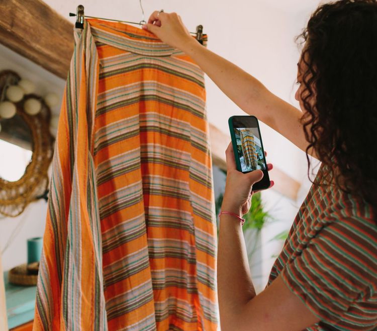 Sell and save: cash in on your wardrobe image