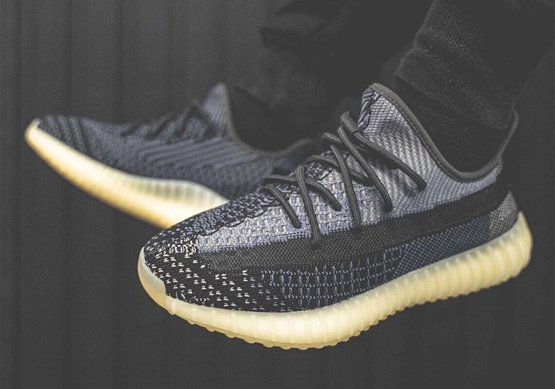 yeezy-350-v2-carbon shoes