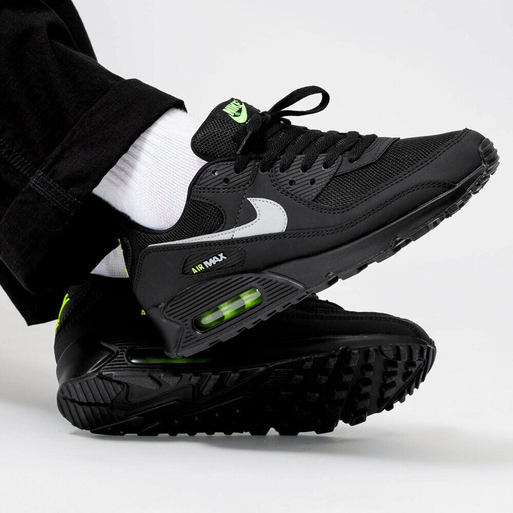 matte black air max 90