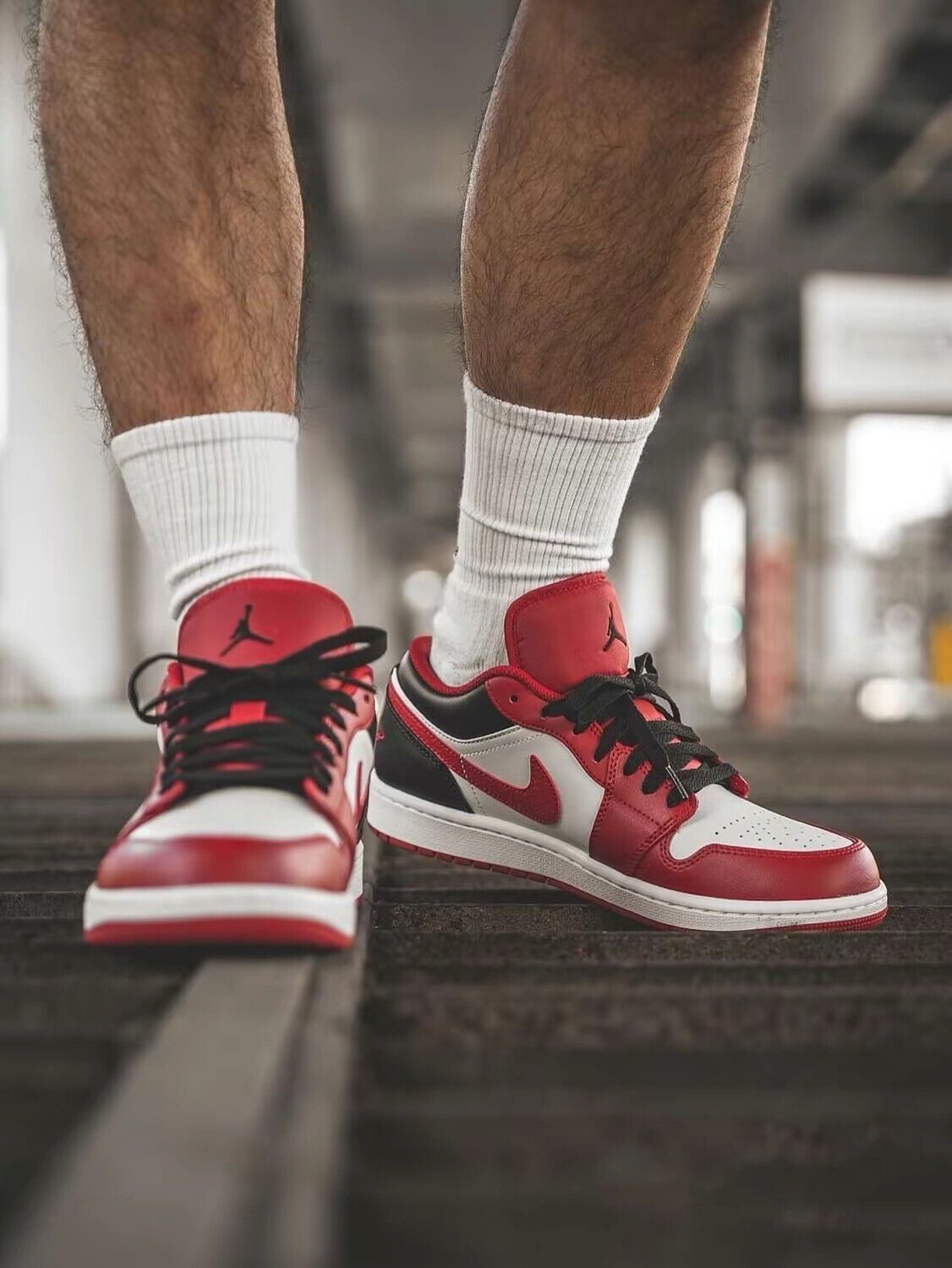 red black and white jordans shoes