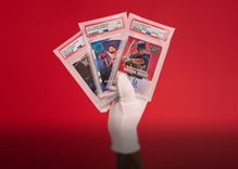 Pre-owned trading cards Image